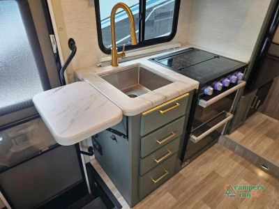 2025 Thor Motor Coach Eddie Bauer - Photo 21