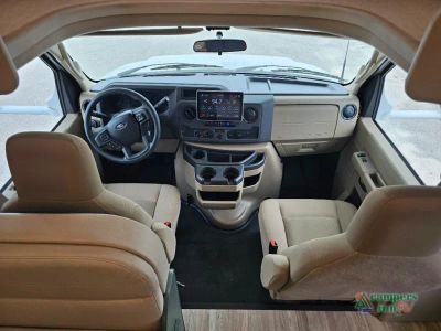 2025 Thor Motor Coach Eddie Bauer - Photo 12