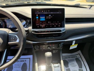 2026 Jeep Compass — photo 21 view