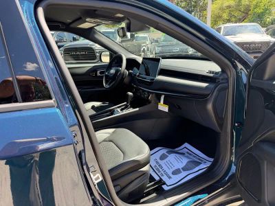 2026 Jeep Compass — photo 28 view