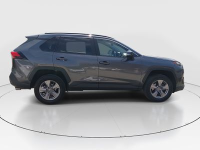 2024 Toyota RAV4 - Photo 8