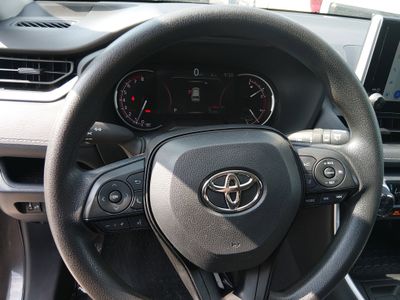 2024 Toyota RAV4 - Photo 12