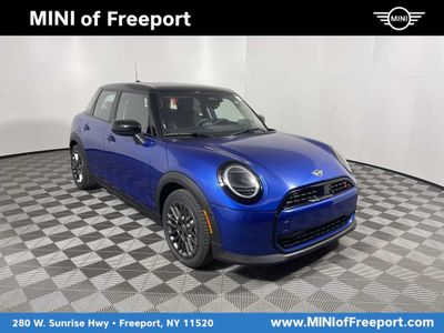 2025 MINI Hardtop 4 Door — photo 19 view