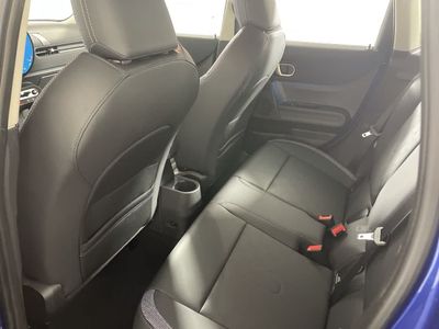 2025 MINI Hardtop 4 Door — photo 13 view