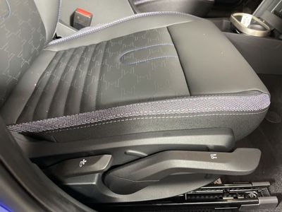2025 MINI Hardtop 4 Door — photo 17 view