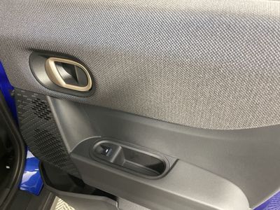 2025 MINI Hardtop 4 Door — photo 15 view