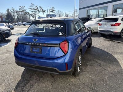 2025 MINI Hardtop 4 Door — detail view