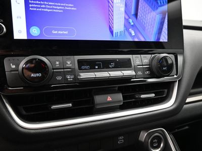 2026 2024 Toyota Grand Highlander XLE SUV — photo 13 view
