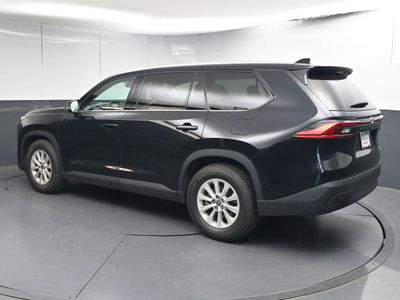 2026 2024 Toyota Grand Highlander XLE SUV — photo 8 view