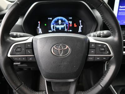 2026 2024 Toyota Grand Highlander XLE SUV — photo 10 view