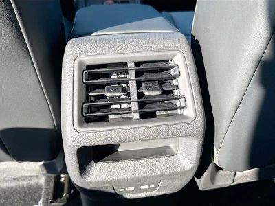 2026 Volkswagen Tiguan — photo 20 view