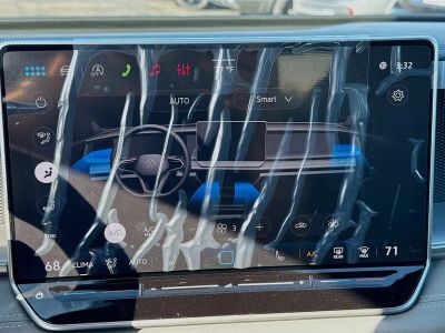 2026 Volkswagen Tiguan — photo 14 view