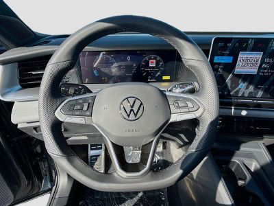 2026 Volkswagen Tiguan — photo 10 view