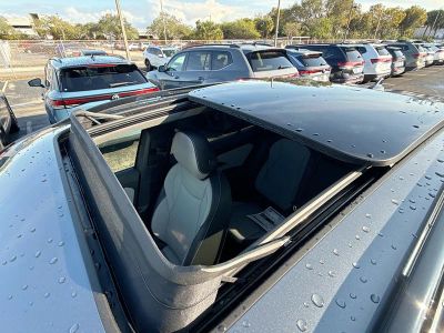 2026 Volkswagen Tiguan — photo 16 view
