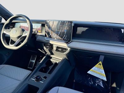 2026 Volkswagen Tiguan — photo 25 view