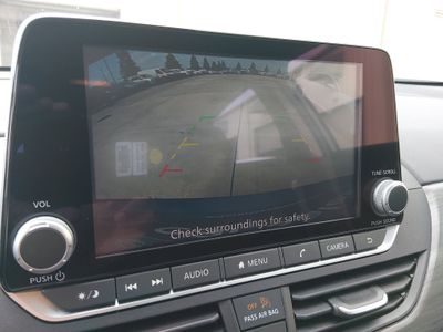 2025 Nissan Altima - Photo 16