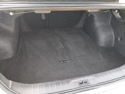 2025 Nissan Altima - Photo 11