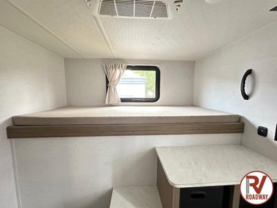 2025 Wildwood 32BHDSX - Photo 33