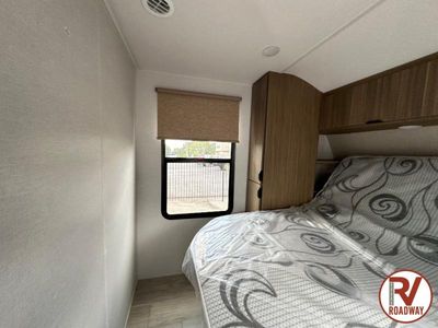 2025 Wildwood 32BHDSX - Photo 35
