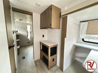 2025 Wildwood 32BHDSX - Photo 25