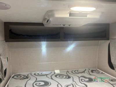 2021 Coachmen RV Clipper Camping Trailers — photo 17 view