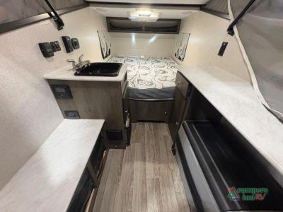 2021 Coachmen RV Clipper Camping Trailers — photo 12 view