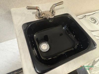 2021 Coachmen RV Clipper Camping Trailers — photo 18 view