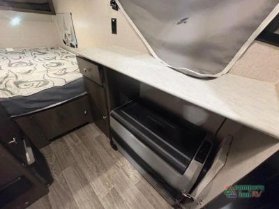 2021 Coachmen RV Clipper Camping Trailers — photo 15 view