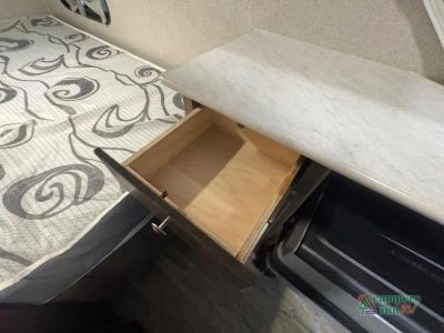 2021 Coachmen RV Clipper Camping Trailers — photo 22 view