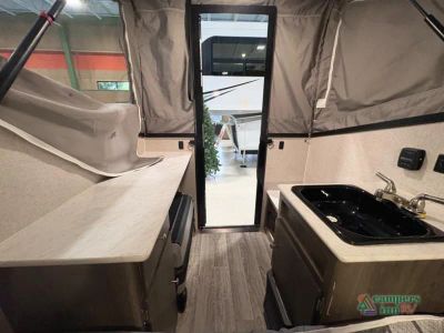 2021 Coachmen RV Clipper Camping Trailers — photo 27 view