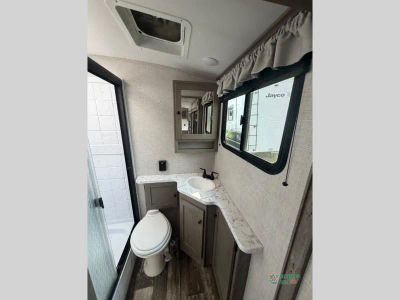 2020 Keystone RV Outback Ultra Lite — photo 23 view