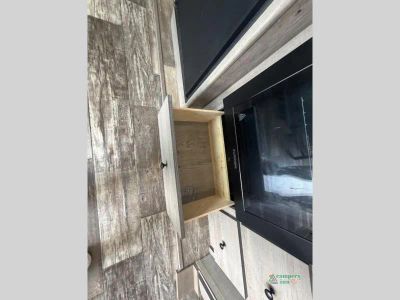 2020 Keystone RV Outback Ultra Lite — photo 17 view