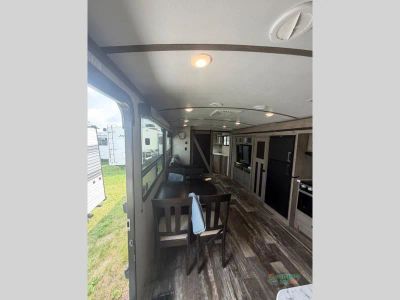 2020 Keystone RV Outback Ultra Lite — photo 28 view