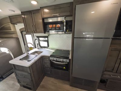 2026 Entegra ODYSSEY - Photo 11