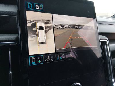 2025 GMC Yukon - Photo 16