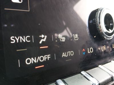2025 GMC Yukon - Photo 19