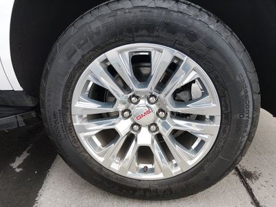 2025 GMC Yukon - Photo 10