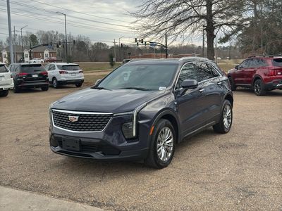 2025 Cadillac XT4 - Photo 3