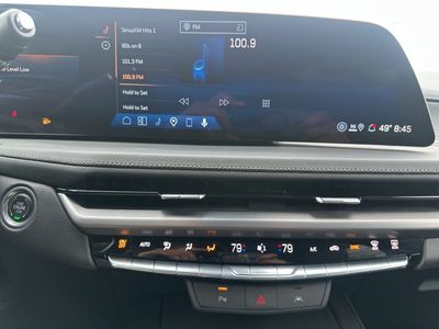 2025 Cadillac XT4 - Photo 15