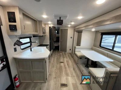 2026 Coachmen RV Catalina Summit Series 8 - Photo 8