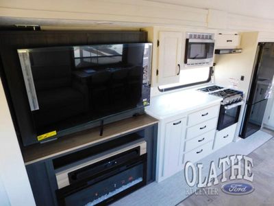 2026 Coachmen RV Chaparral Lite - Photo 12