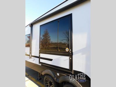 2026 Coachmen RV Chaparral Lite - Photo 37