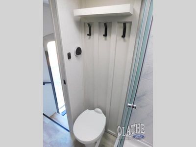 2026 Coachmen RV Chaparral Lite - Photo 28