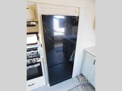 2026 Coachmen RV Chaparral Lite - Photo 17