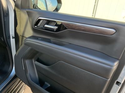 2025 Chevrolet Tahoe - Photo 21