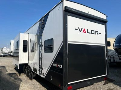 2025 Alliance RV Valor - Photo 9