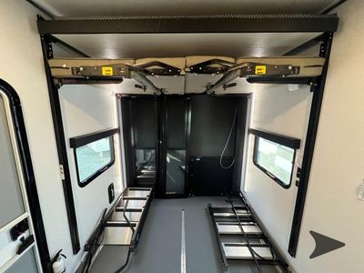 2025 Alliance RV Valor - Photo 29