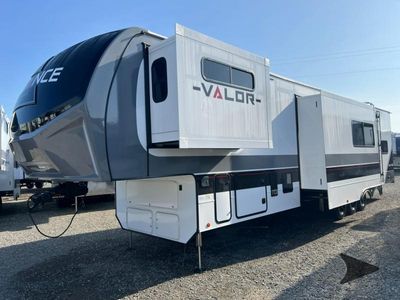 2025 Alliance RV Valor - Photo 4