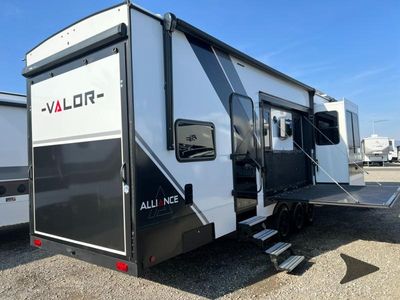 2025 Alliance RV Valor - Photo 6
