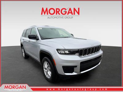 2026 Jeep Grand Cherokee L Laredo in Silver Zynith — front three-quarter view